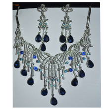 Load image into Gallery viewer, Rhinestone Necklace Set

